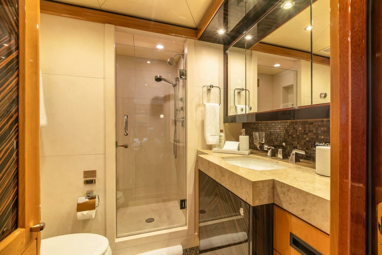 2011 Trinity Yachts Trinity 164