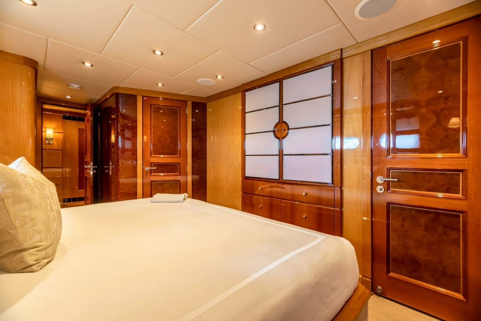 2011 Trinity Yachts Trinity 164 - Photo 31
