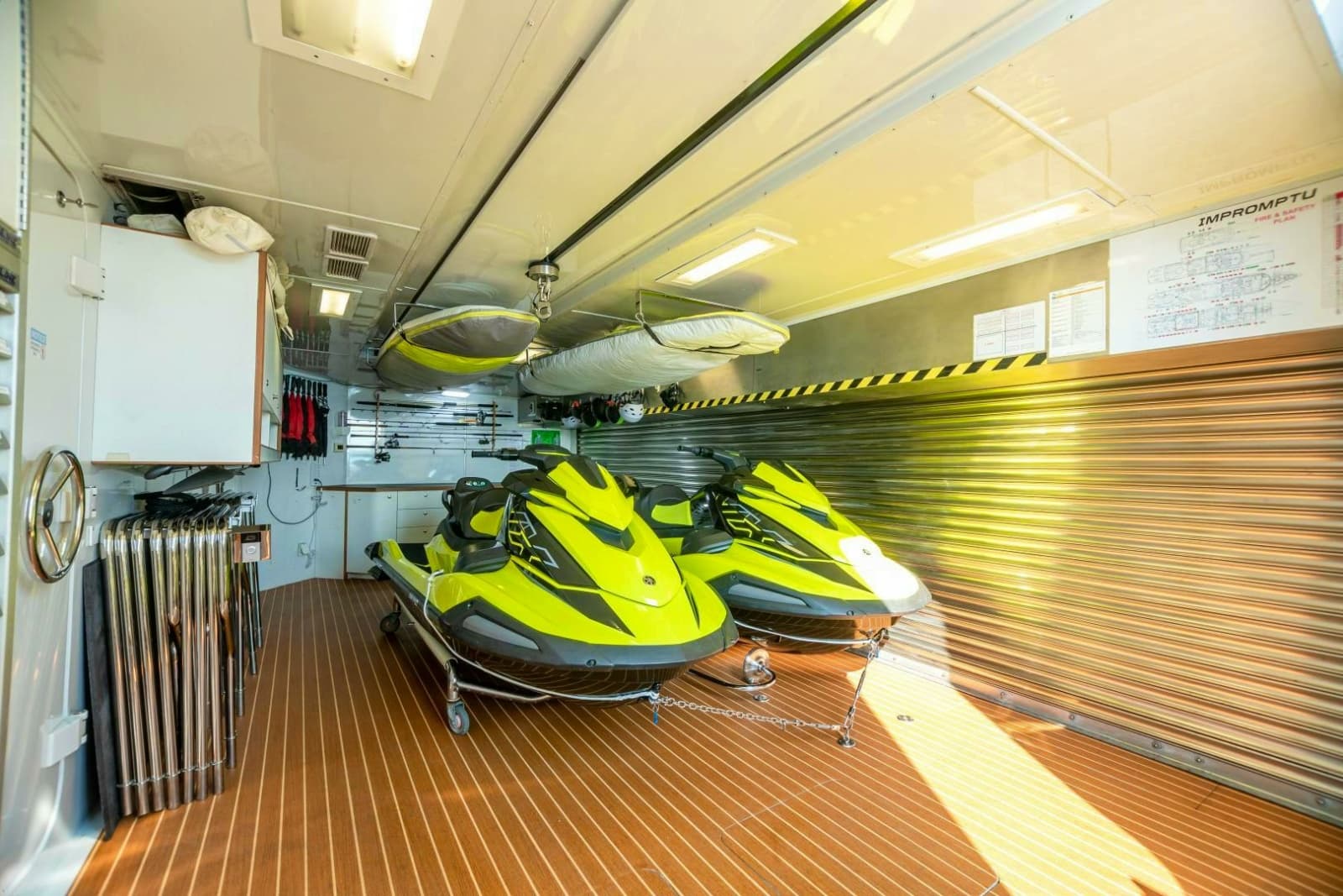 2011 Trinity Yachts Trinity 164