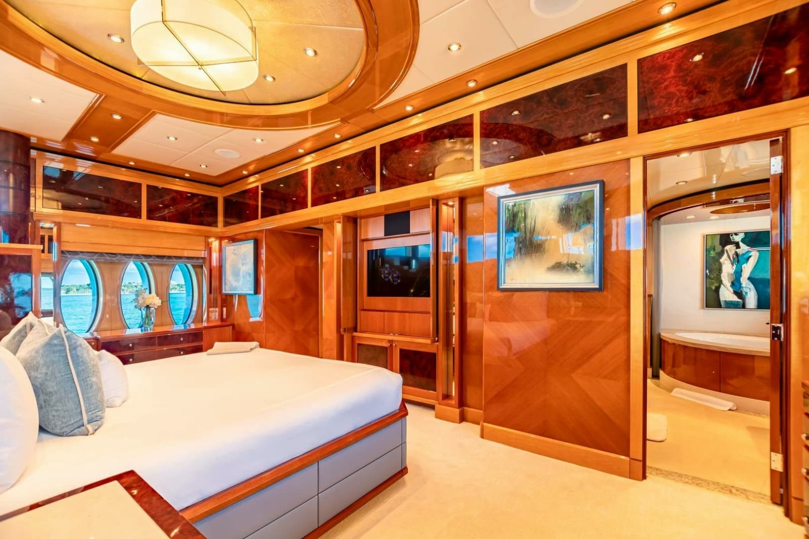 2011 Trinity Yachts Trinity 164 - Photo 17