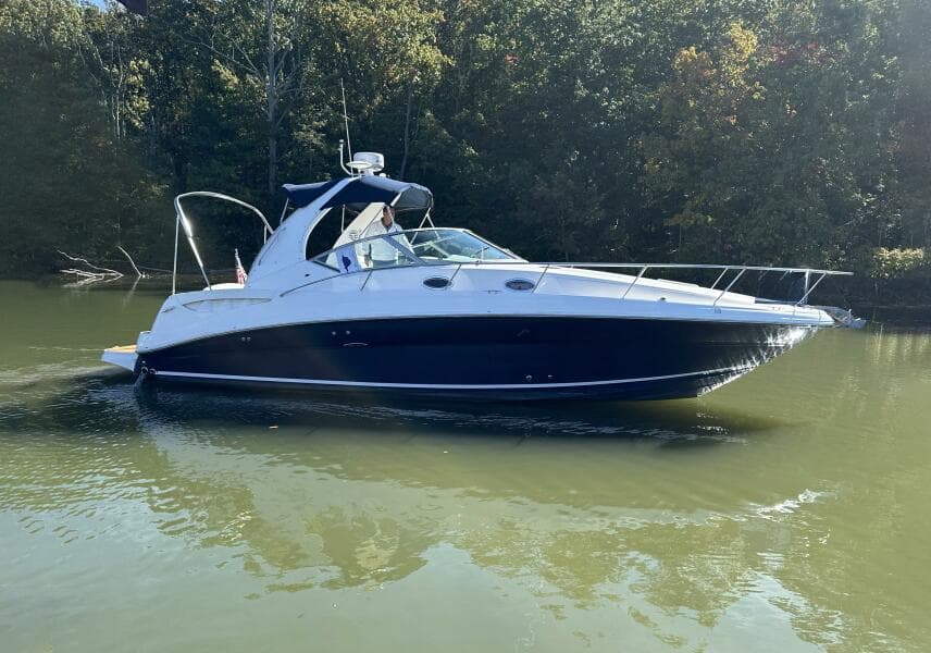 2005 Sea Ray 320 Sundancer