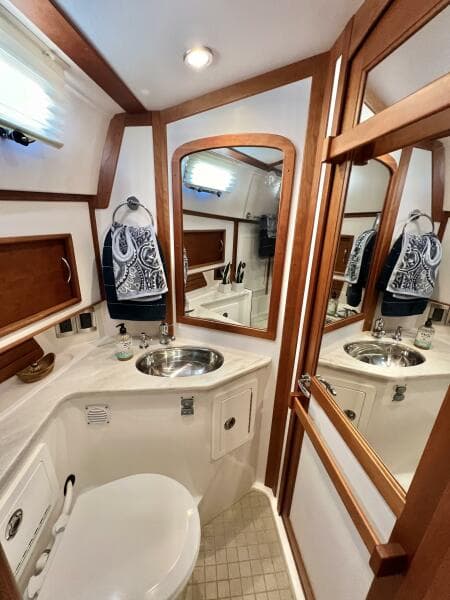 2017 Sabre 48 Salon Express