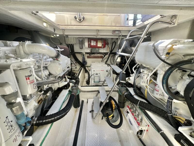 2017 Sabre 48 Salon Express