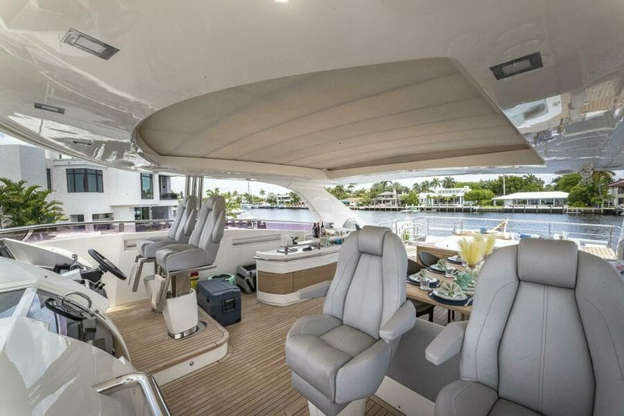 2012 Princess 104 - Flybridge