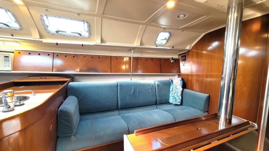 1993 Beneteau First 38.5