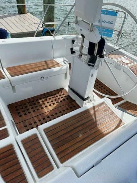 1993 Beneteau First 38.5