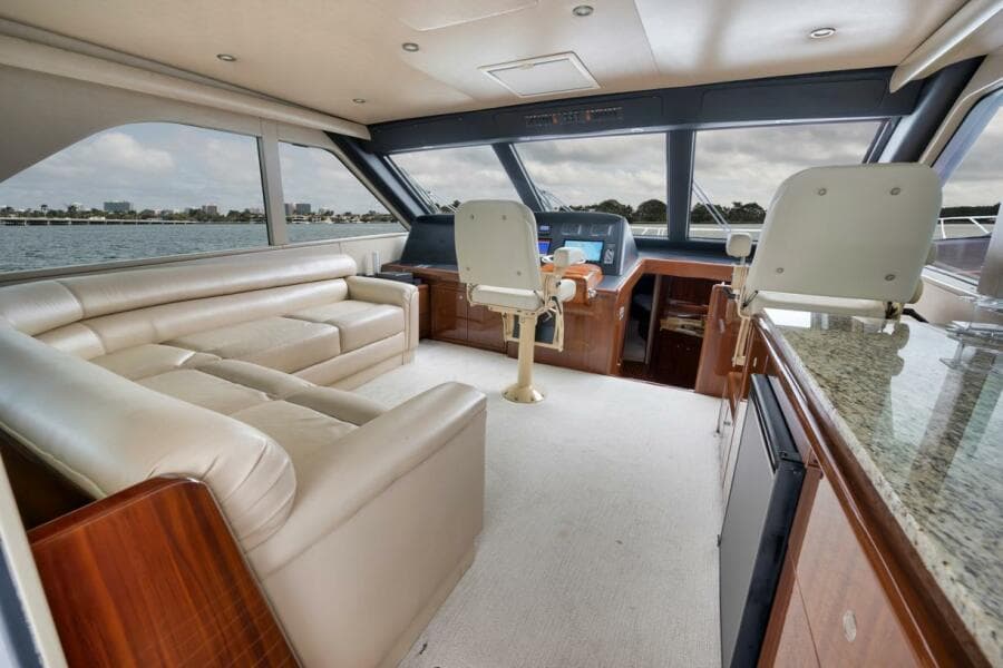 Viking 52 Smooth Operator-Salon