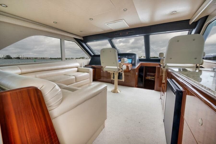 Viking 52 Smooth Operator-Salon