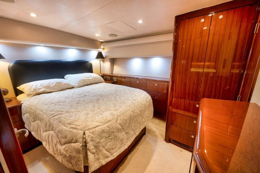Viking 52 Smooth Operator-Master Stateroom