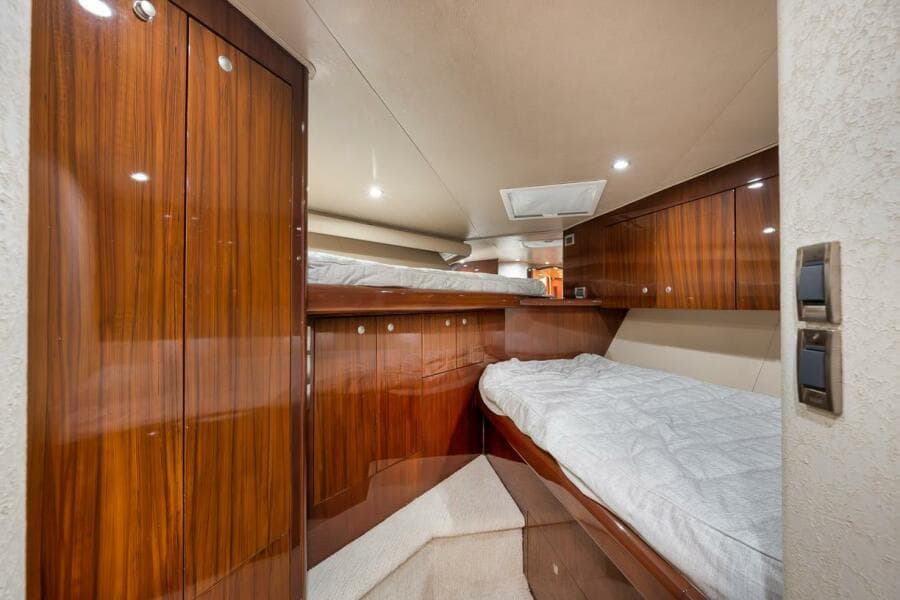 Viking 52 Smooth Operator-Guests Stateroom