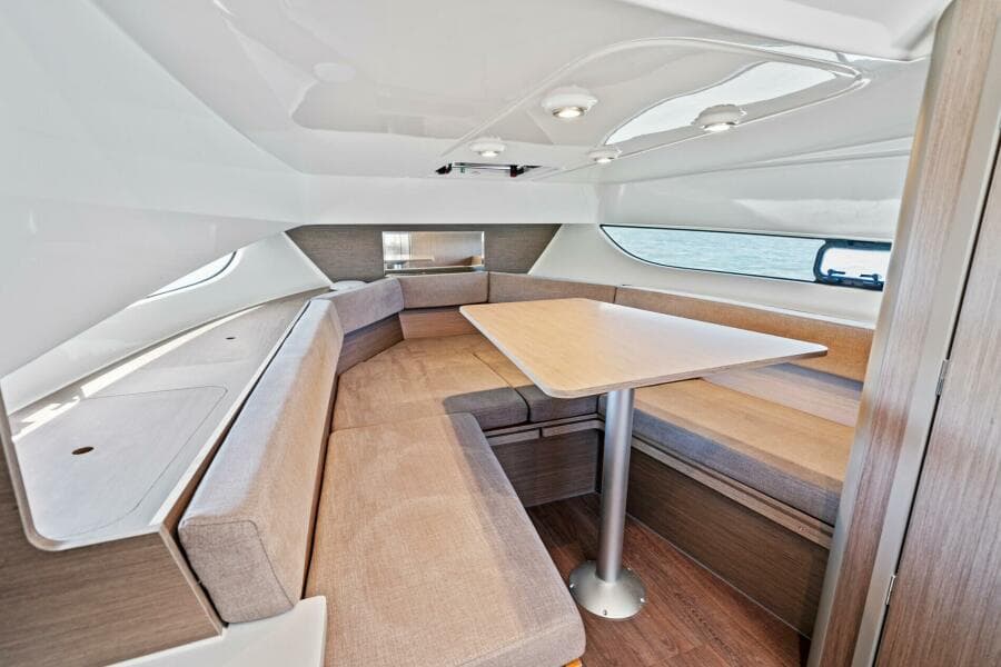 2026 Beneteau Flyer 9 SUNdeck