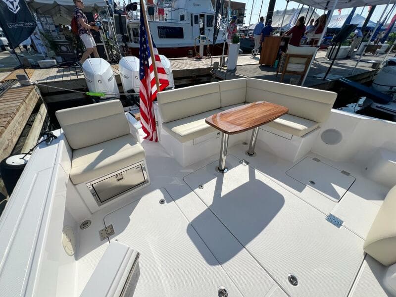 2026 True North 39 Outboard Express