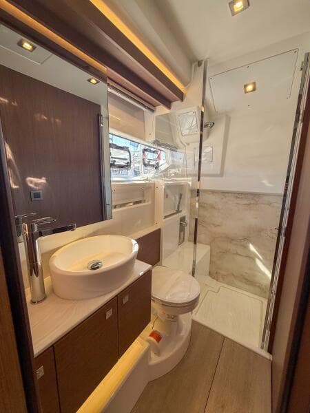 2026 Wellcraft 44 Explorer