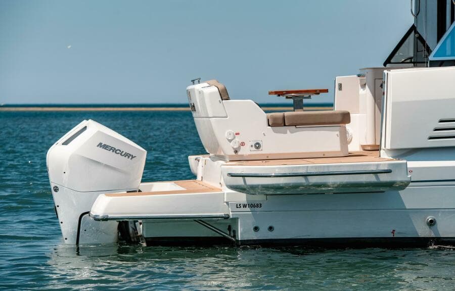 Wellcraft 44 Explorer