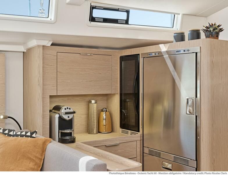 BENETEAU Oceanis Yacht 60