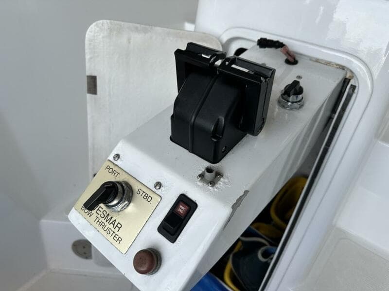 1993 West Bay Pilothouse