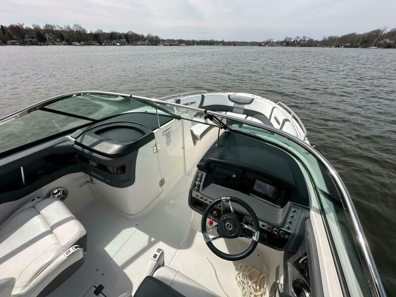 2019 Chaparral 297 SSX