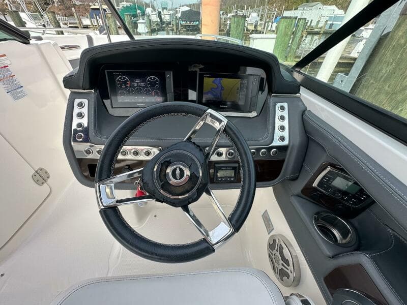 2019 Chaparral 297 SSX