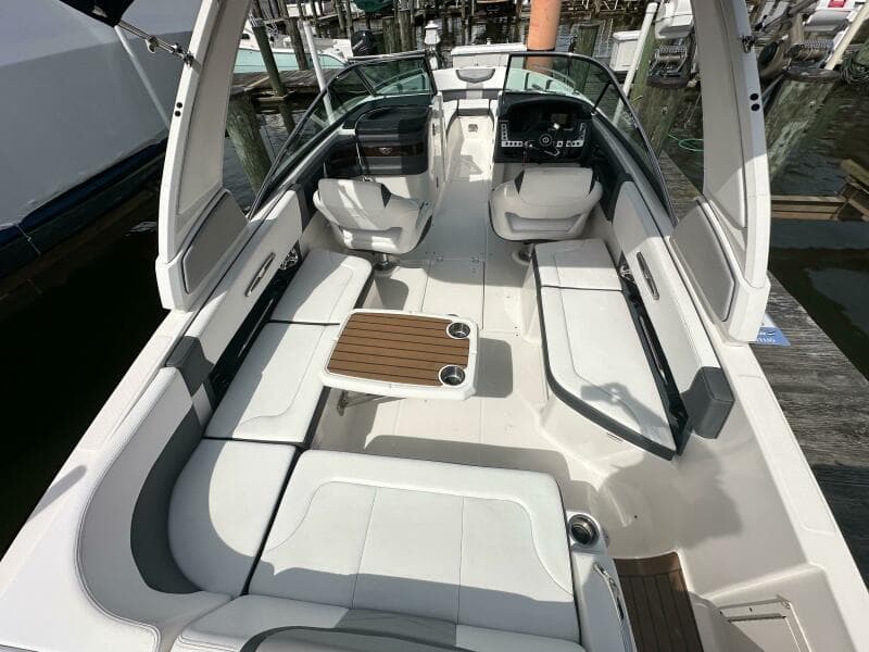 2019 Chaparral 297 SSX
