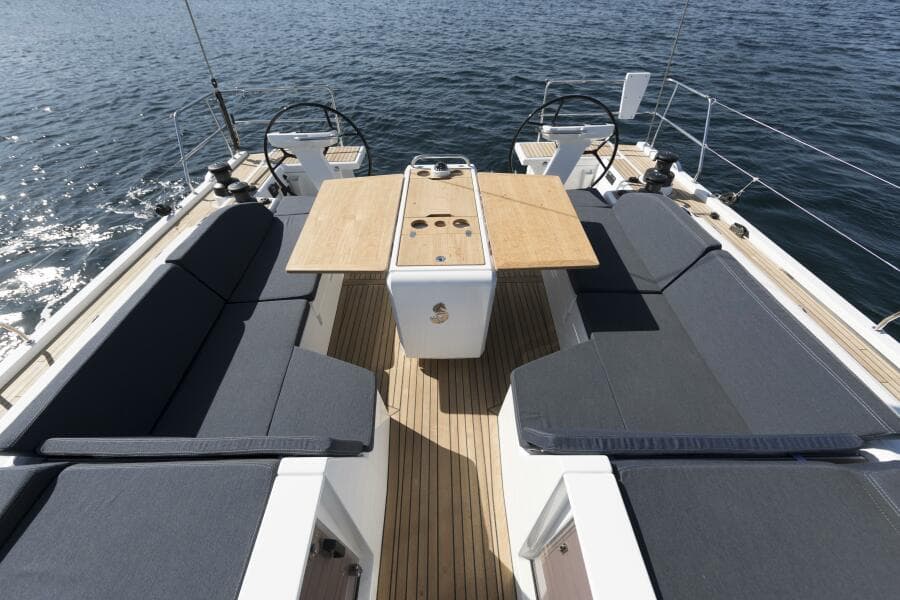 BENETEAU Oceanis 51.1