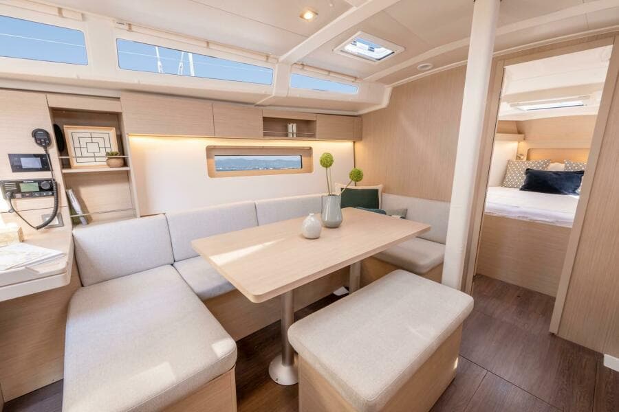 2026 Beneteau Oceanis 37.1