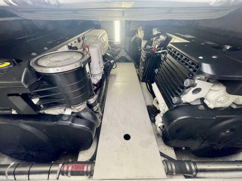 2017 Chris-Craft Commander 42