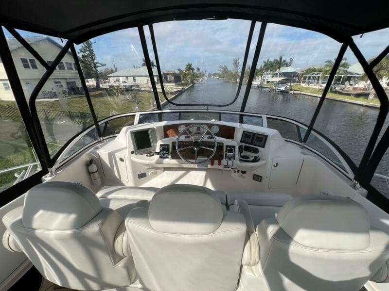 2002 Silverton 39 Motor Yacht