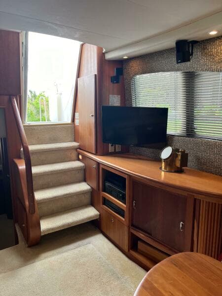 2002 Silverton 39 Motor Yacht