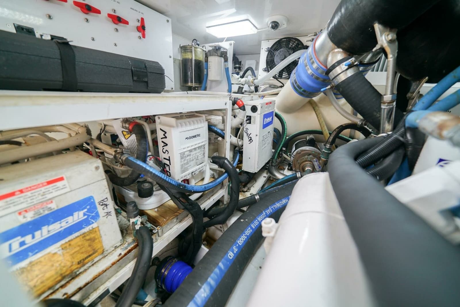 2007 Viking 45 Convertible - Photo 60