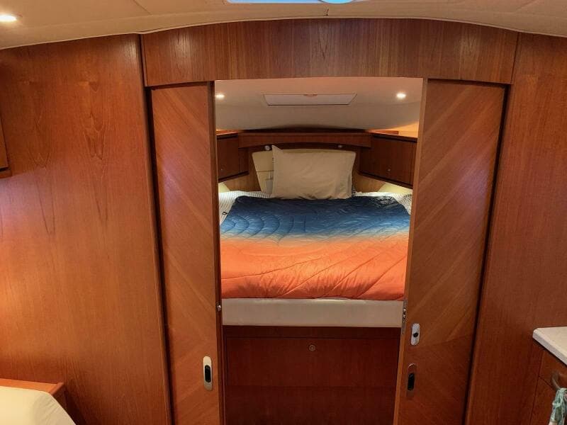 2007 Tiara Yachts 390 Sovran