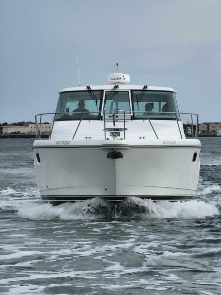 2007 Tiara Yachts 390 Sovran