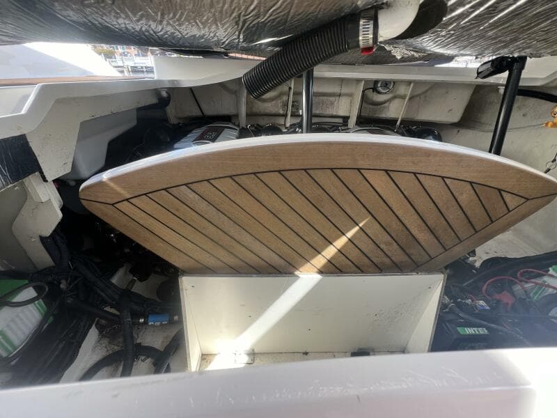 2018 Sea Ray 310 SLX