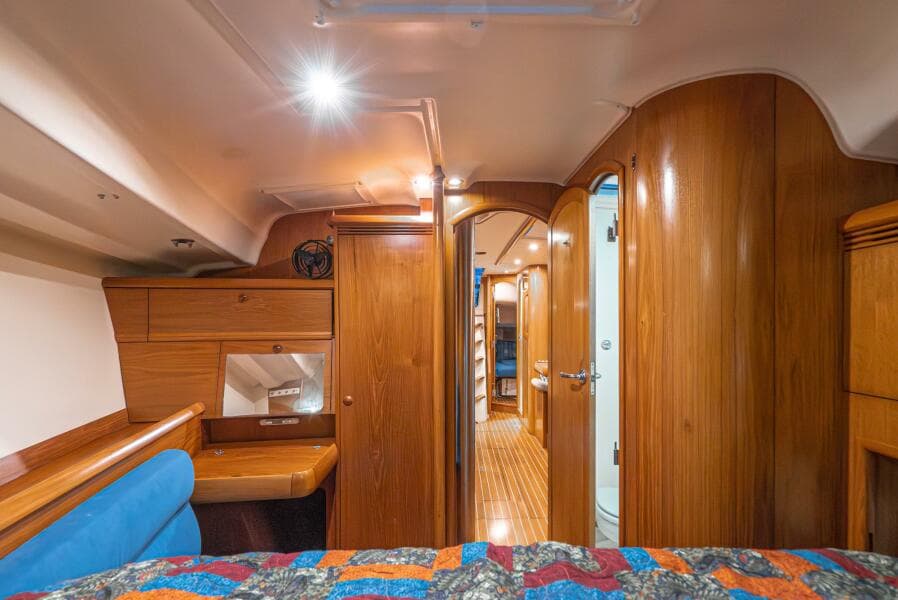 2001 Jeanneau 43 Sun Odessey