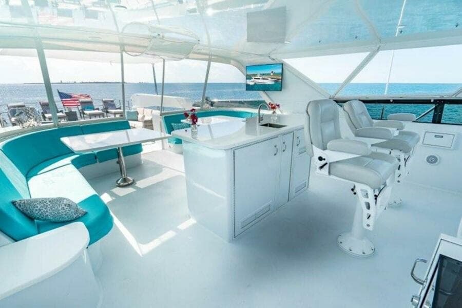 Sun Deck Flybridge Seating