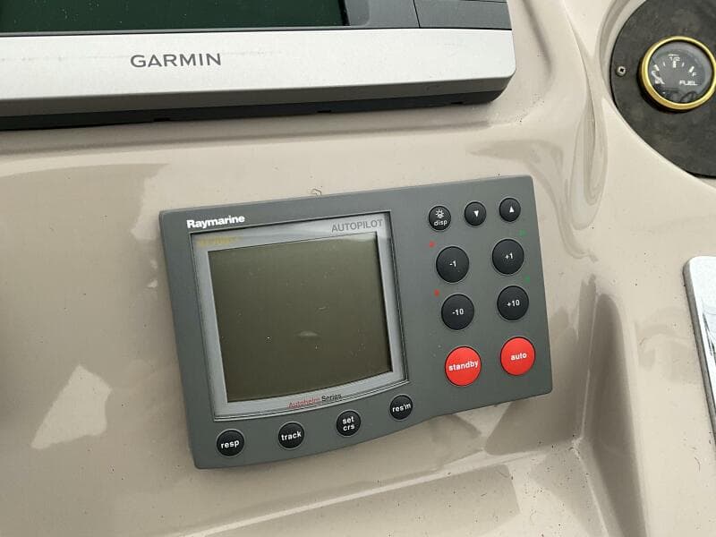 2002 Cruisers 35 Express