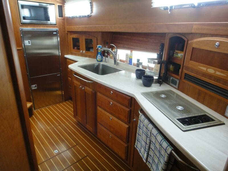 2018 Sabre 48 Salon Express
