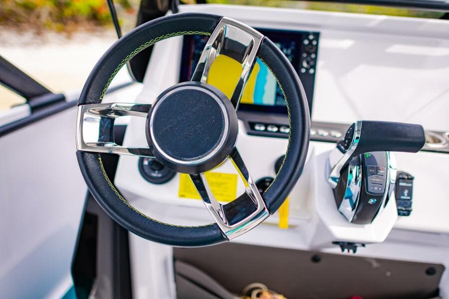 2022 Axopar 22 Spyder X Jobe Revolve