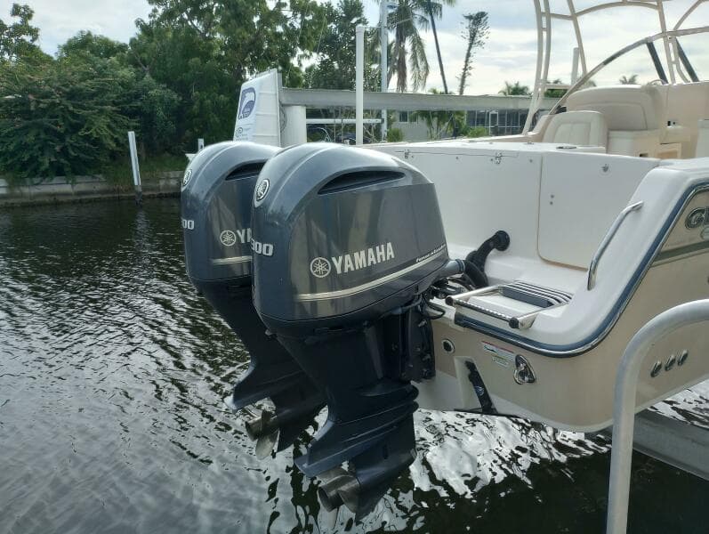 2016 Grady-White Freedom 307