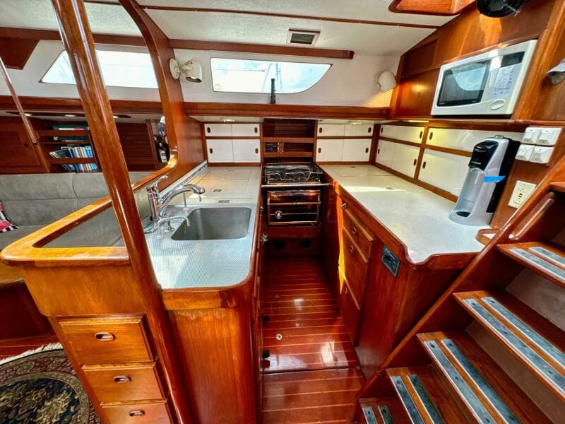 1984 Camper & Nicholsons 58