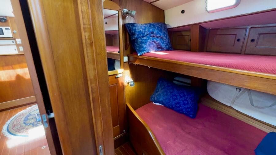 1984 Camper & Nicholsons 58