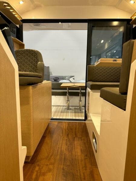 2023 Vento V30 HT Weekender