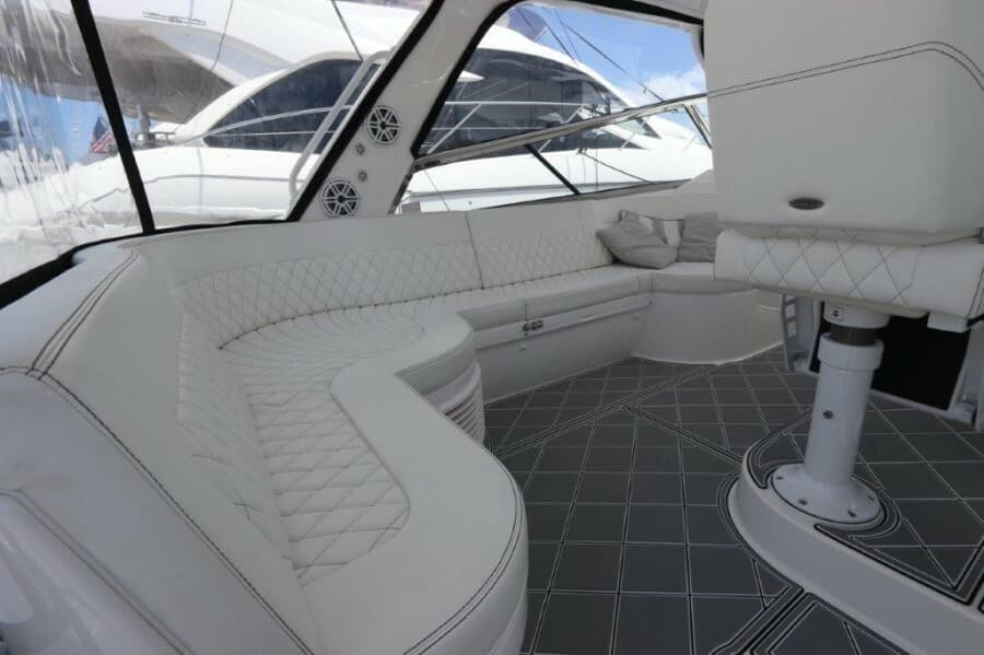 2019 Intrepid 475 Sport Yacht