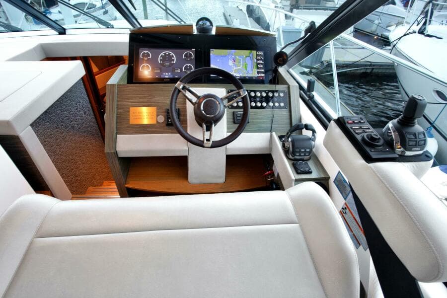 2019 Tiara Yachts 53 Coupe