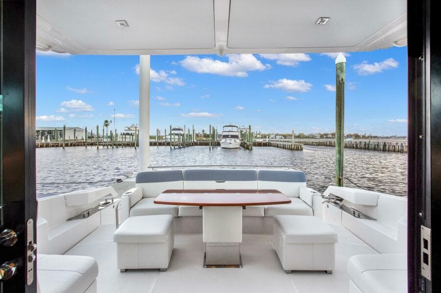 2019 Tiara Yachts 53 Coupe