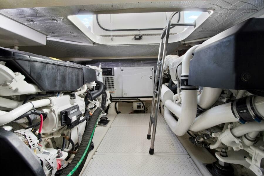 2019 Tiara Yachts 53 Coupe