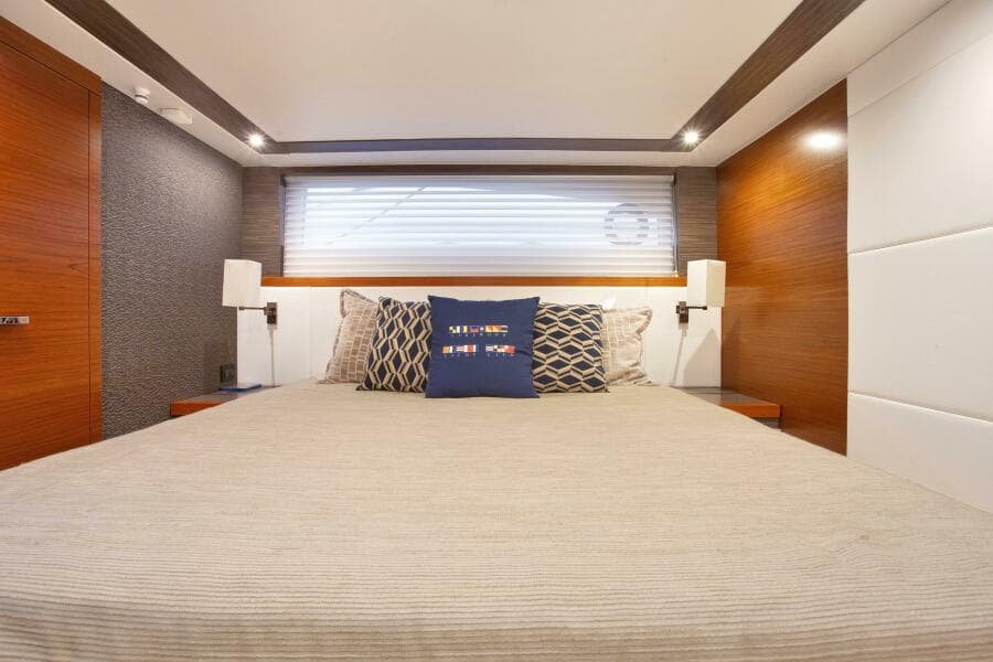 2019 Tiara Yachts 53 Coupe