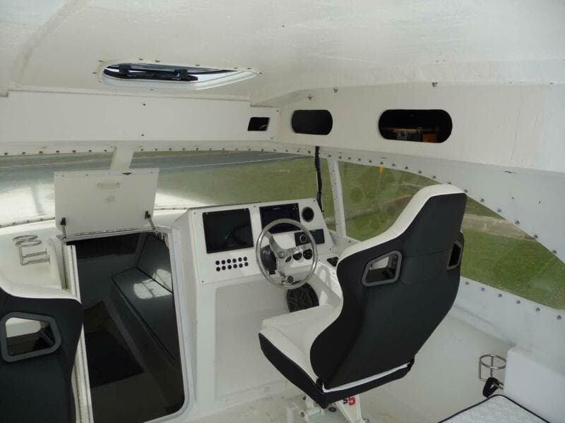 1985 Wellcraft Scarab 34