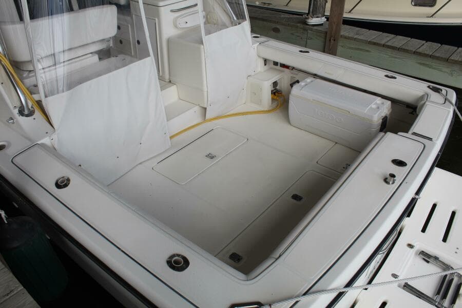 2001 Pursuit 3400 Express