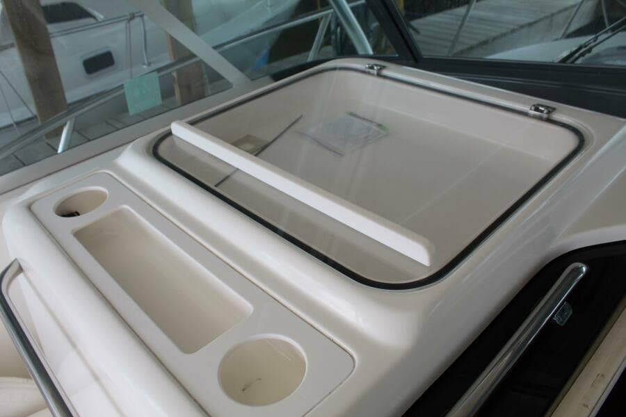 2001 Pursuit 3400 Express