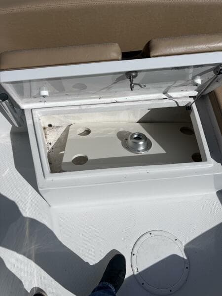 2022 Dusky 278 CENTER CONSOLE